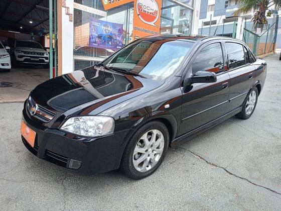 CHEVROLET ASTRA 2.0 MPFI ADVANTAGE SEDAN 8V FLEX 4P AUTOMÁTICO